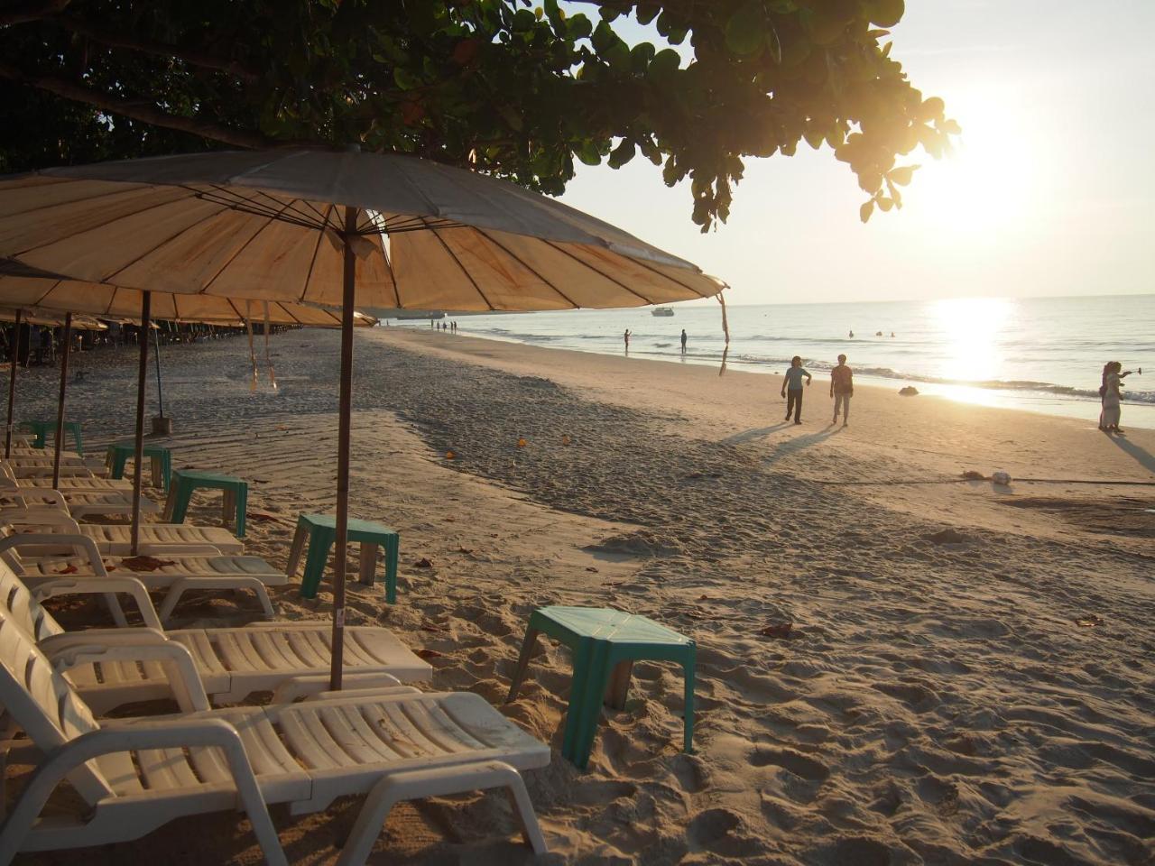 Nong Nuey Rooms Koh Samet Bagian luar foto